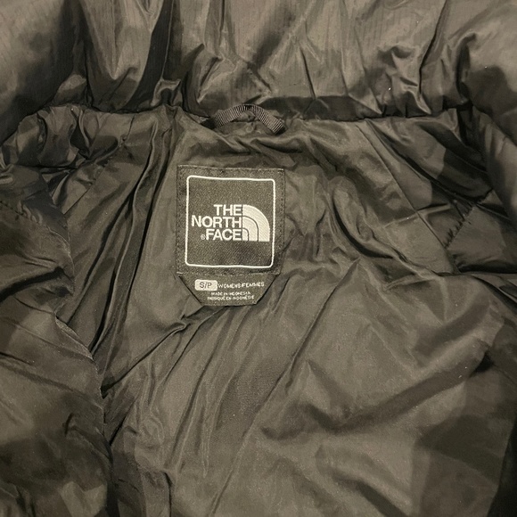 The North Face jacket - Picture 2 of 2